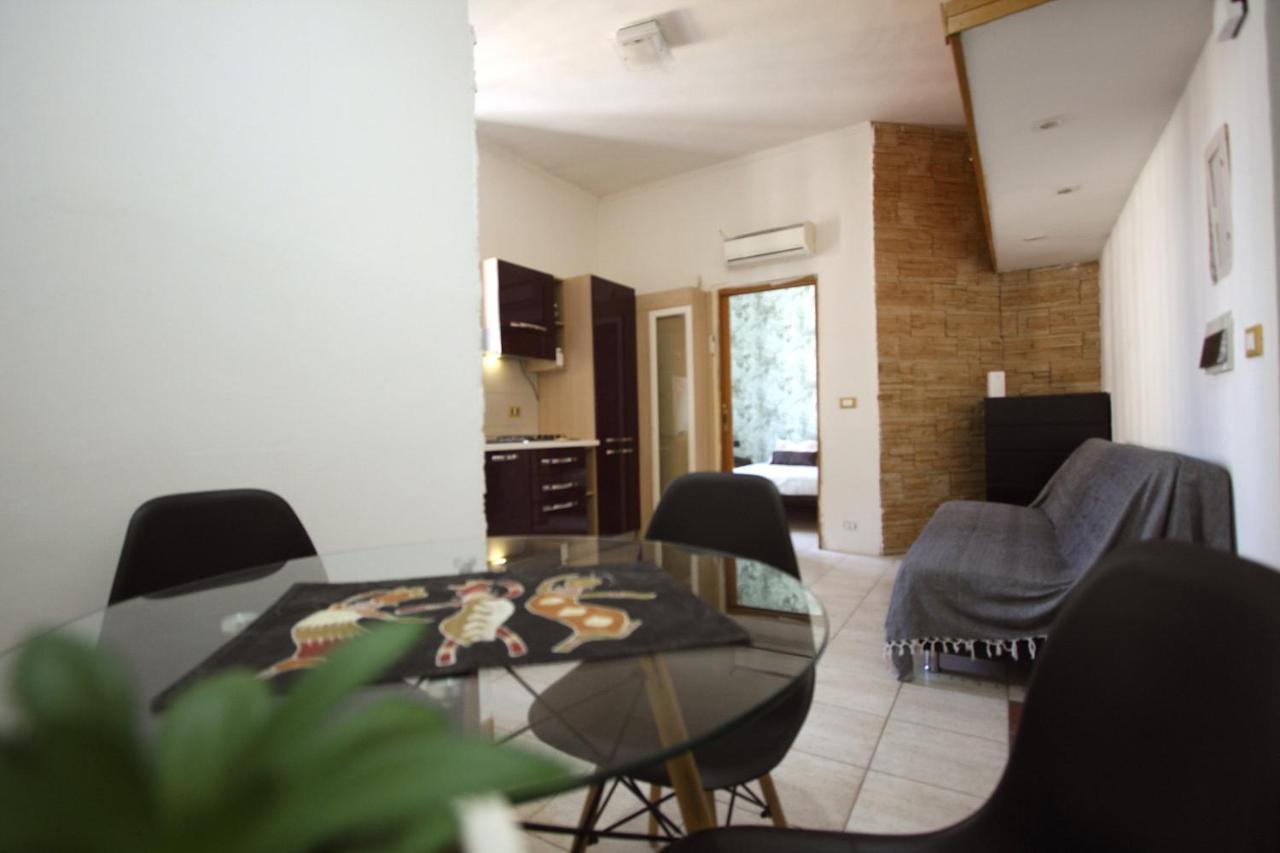 San Giovanni Holiday House Apartment Рим Екстериор снимка
